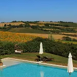 Pensionat Casale Il Girasole