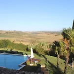 Casale Il Girasole 4* Barbara (Pesaro and Urbino)