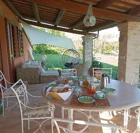 Gasthuis Casale Il Girasole 4*