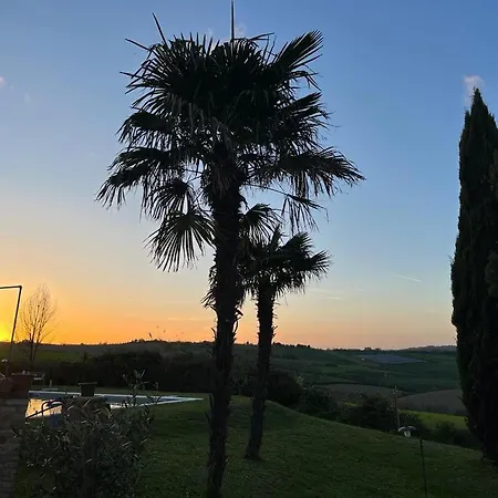 Gasthuis Casale Il Girasole Barbara (Pesaro and Urbino)