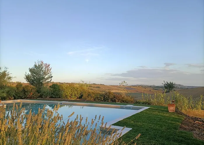 Casale Il Girasole 4*