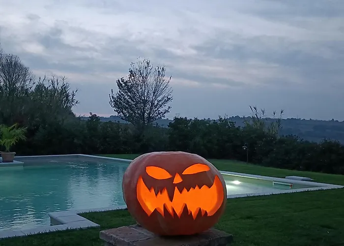 Casale Il Girasole 4* Barbara (Pesaro and Urbino)