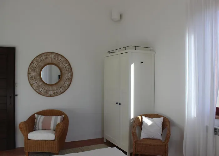 Casale Il Girasole 4* Barbara (Pesaro and Urbino)